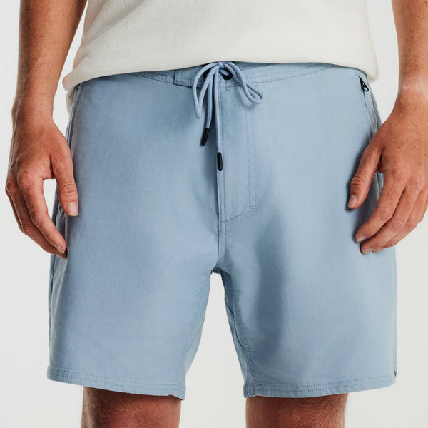 Layover Traveler Shorts 17" - Cascata